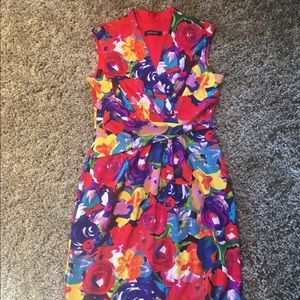 Women’s Ellen Tracy bright floral dress size 6